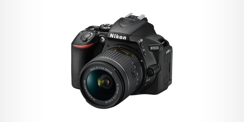 Câmera  Nikon D5600 