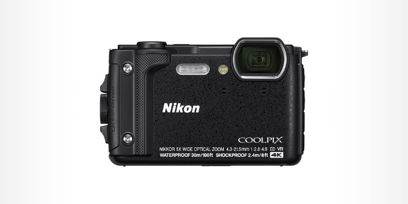 Câmera Coolpix W300 vídeo 4K - Nikon